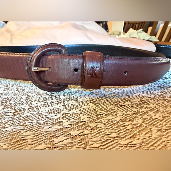 Calvin Klein Accessories - Calvin Klein genuine leather womens belt Sz M